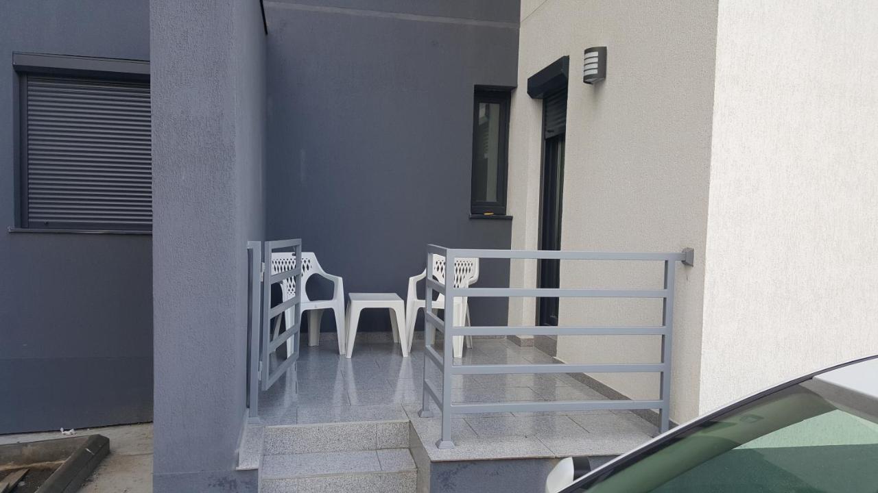 Holiday Rezidence Kazeboo Beach Lägenhet Năvodari Exteriör bild